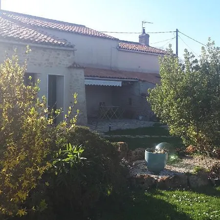 D'hotes La Frise Bed & Breakfast 3*