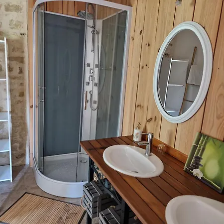 D'hotes La Frise 3* Corpe