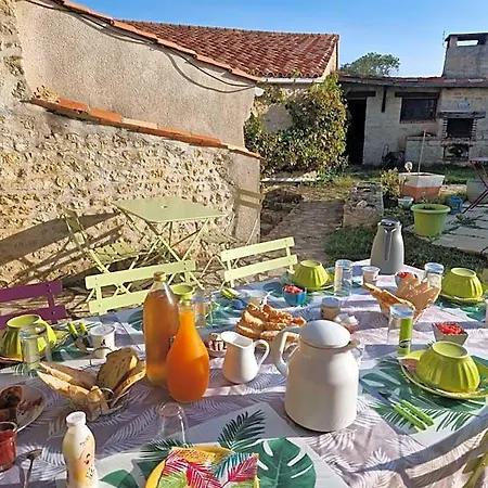 Nocleg ze śniadaniem D'hotes La Frise 3*