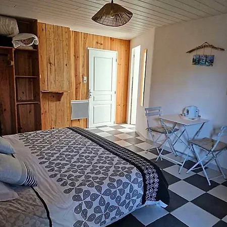 Nocleg ze śniadaniem D'hotes La Frise Corpe