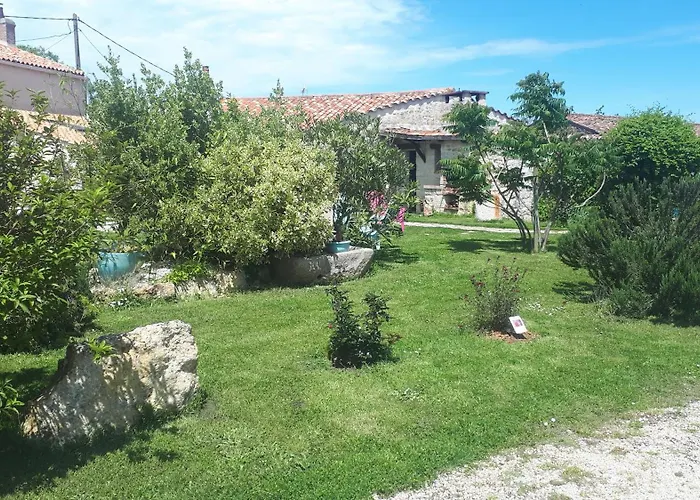 D'hotes La Frise Bed & Breakfast Corpe